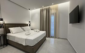 Platinum River Apartments